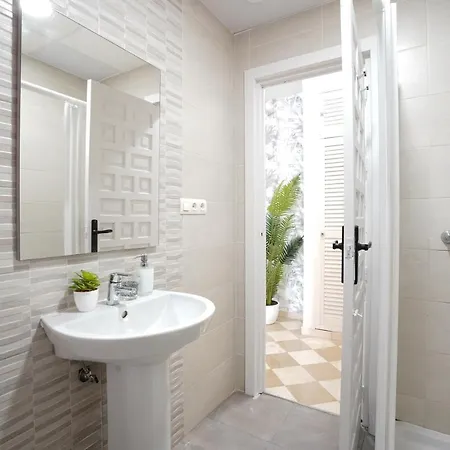 Adanar-las Columnas Apartman *