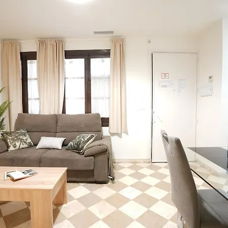 Adanar-Las Columnas Apartment