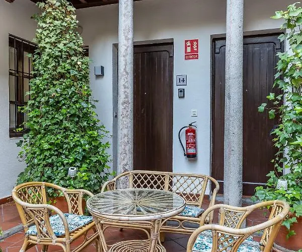 Adanar-las Columnas Appartement *