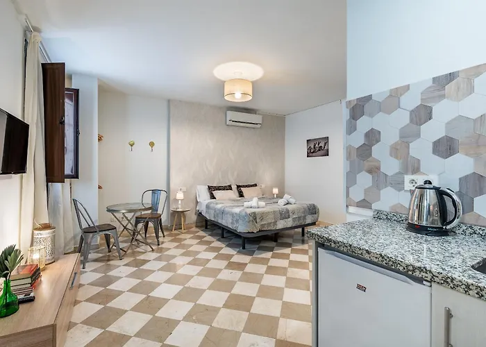 Adanar-las Columnas Grenade